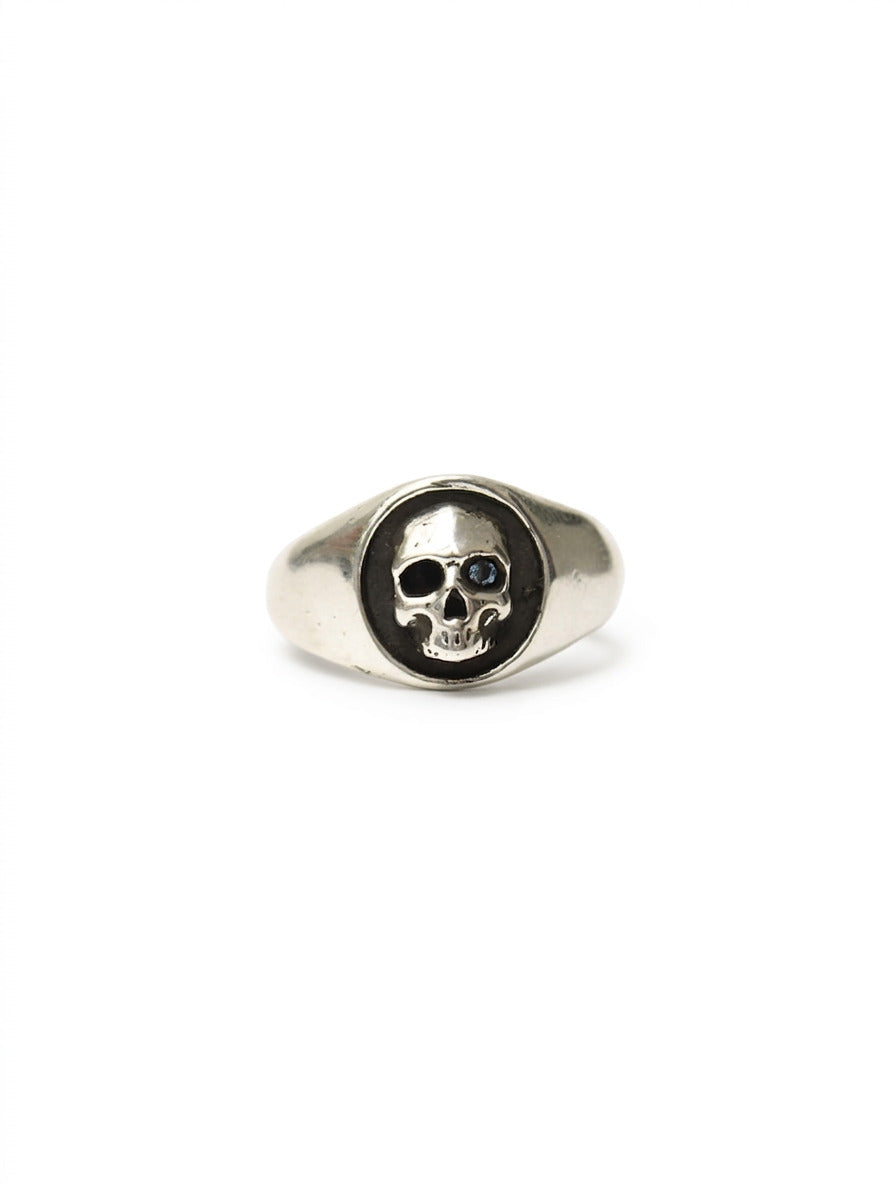 Anillo de calavera en plata ley 950 estilo rockero para hombre y mujer Skull Accesorios Medellín, anillo calavera.