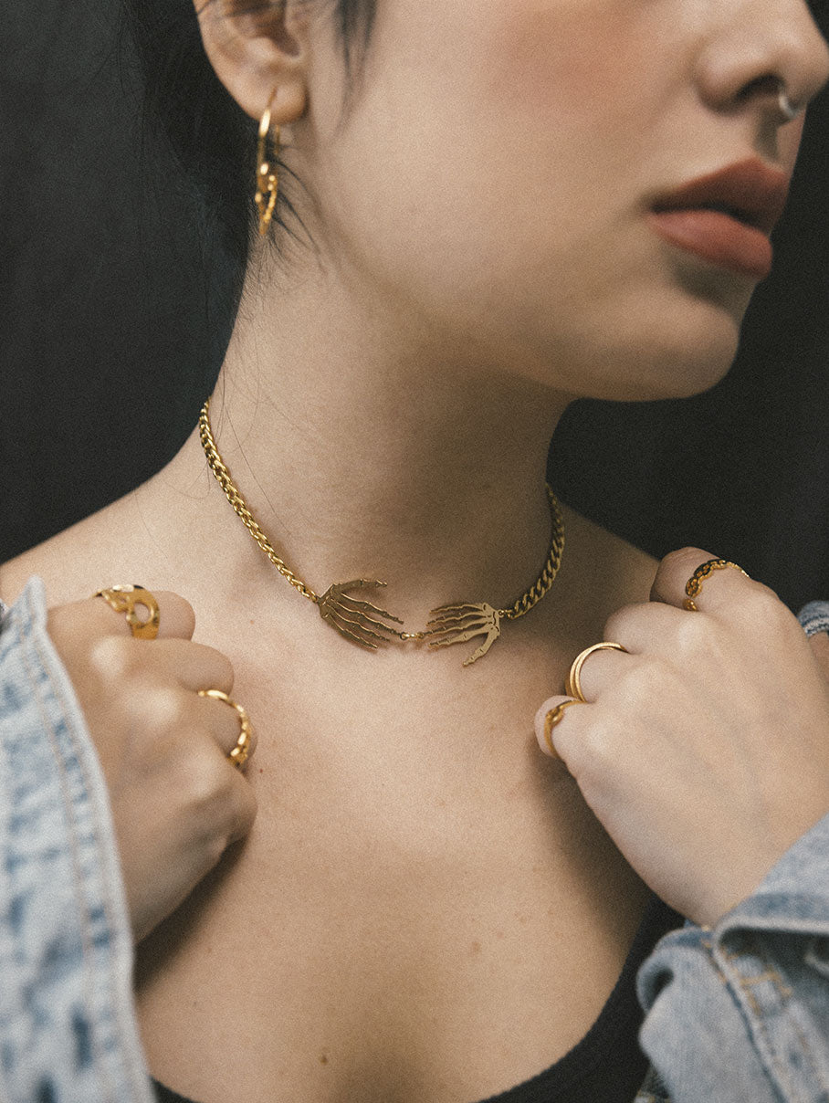 Choker Bones