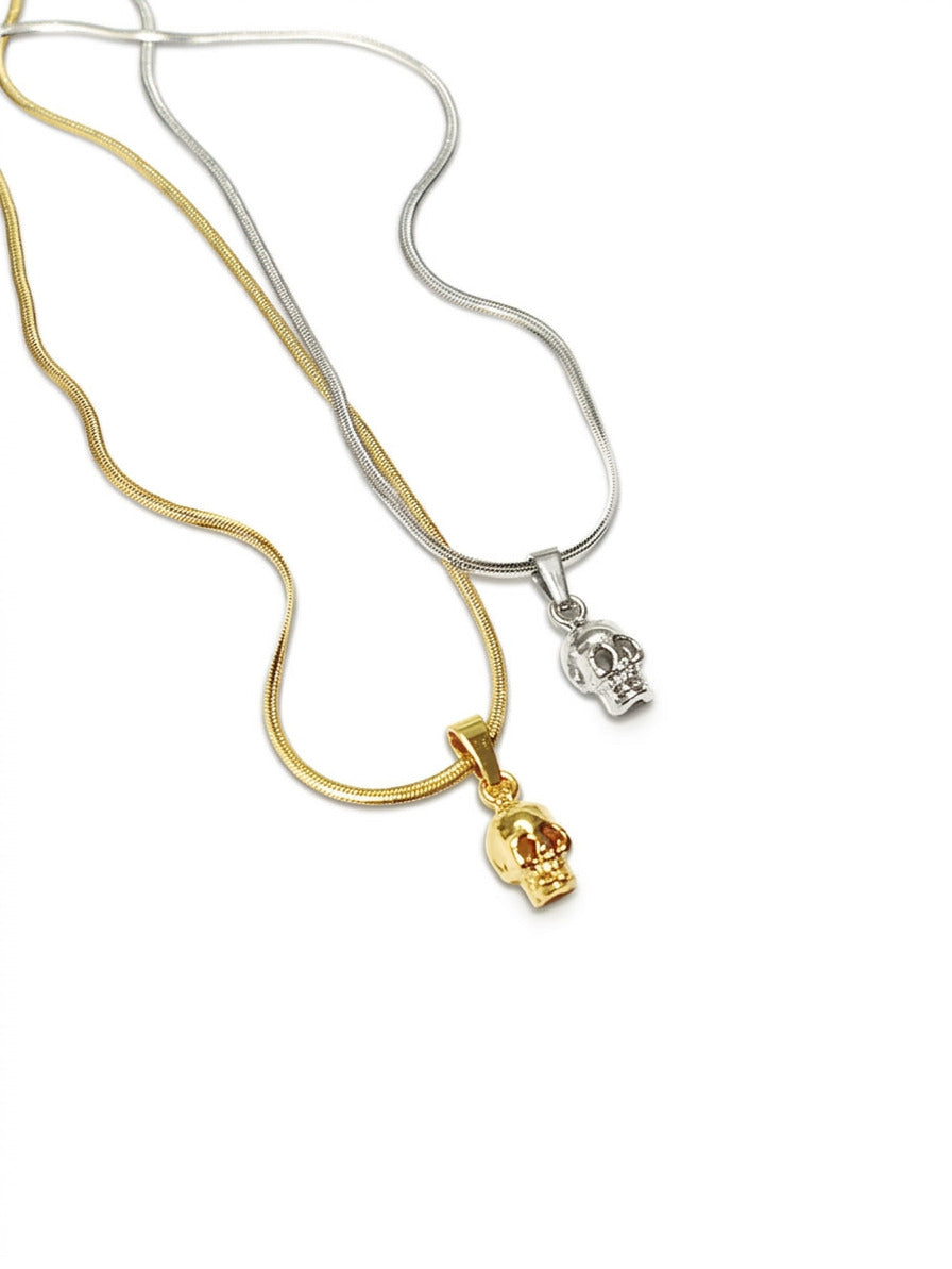 collar calaveras alternativo dorado plateado