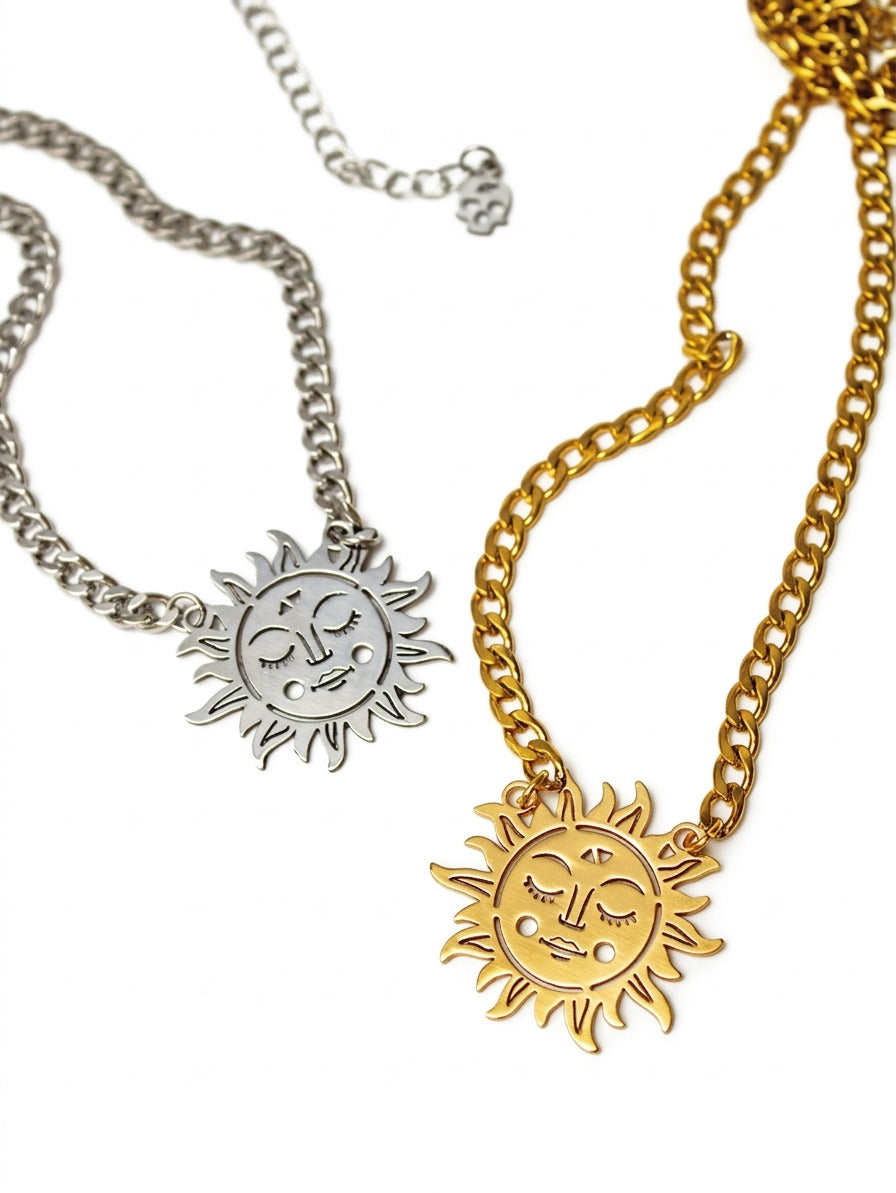 collar sol alternativo dorado y plateado 