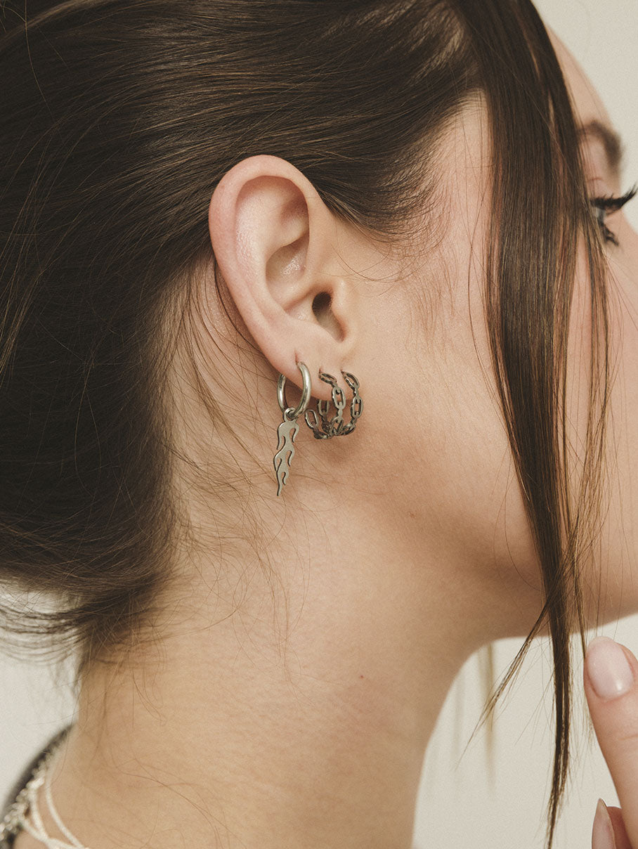 Chain bby hoop earrings