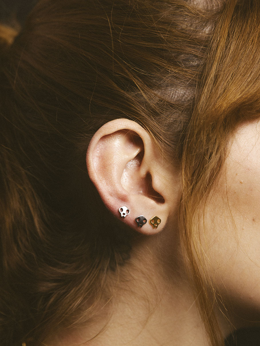 topos craneo, topos calavera, topos mujer, aretas hombre