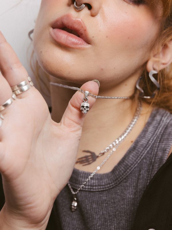Collar Skull