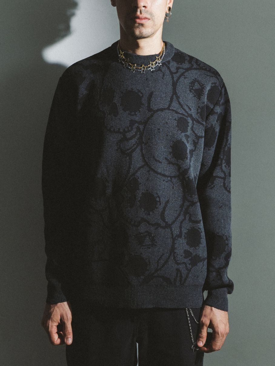 buzo,saco de calaveras, sweater skull gris negro hombre